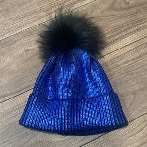 Adrienne Landau hat